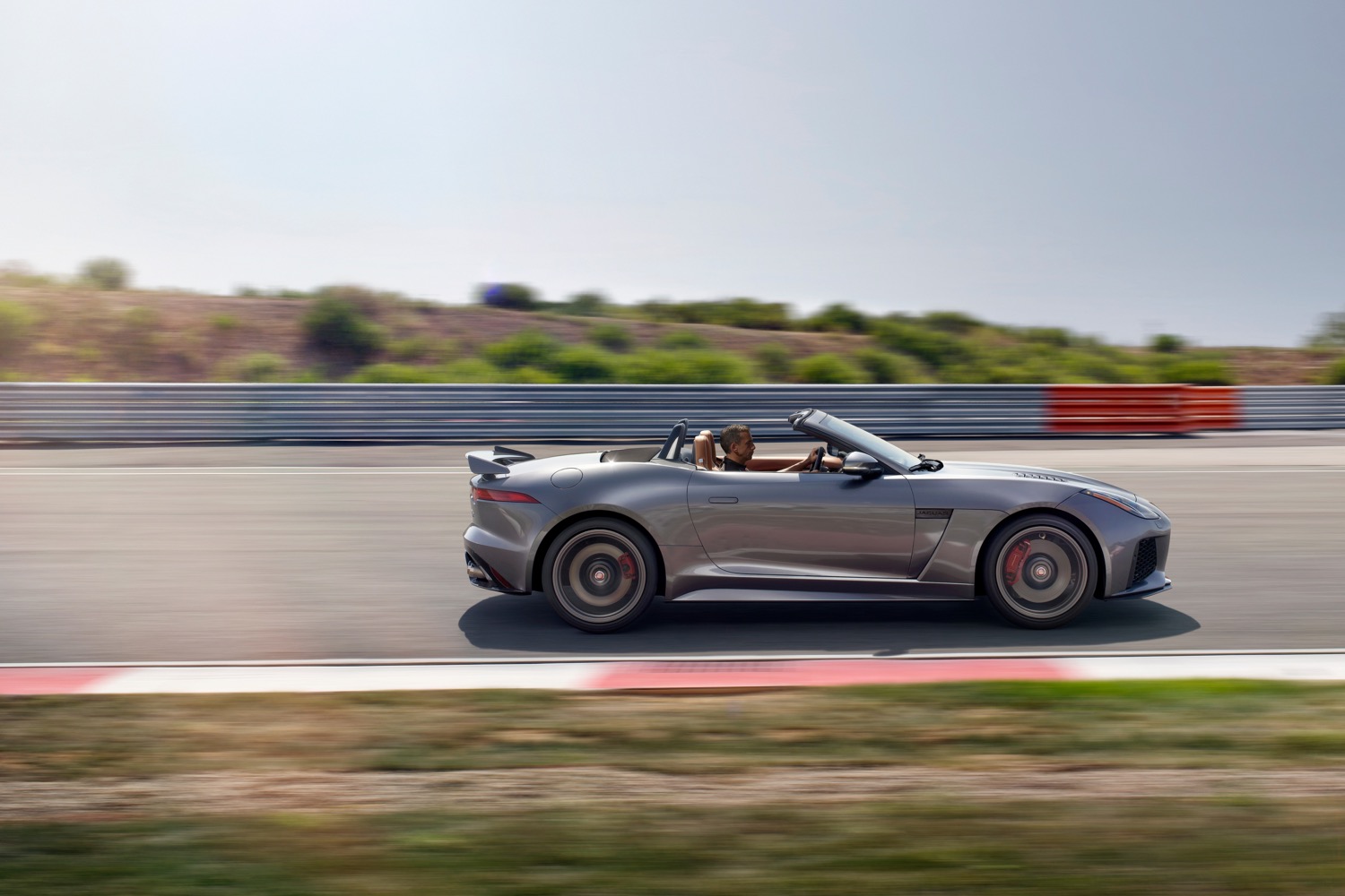 2017 Jaguar F-Type SVR