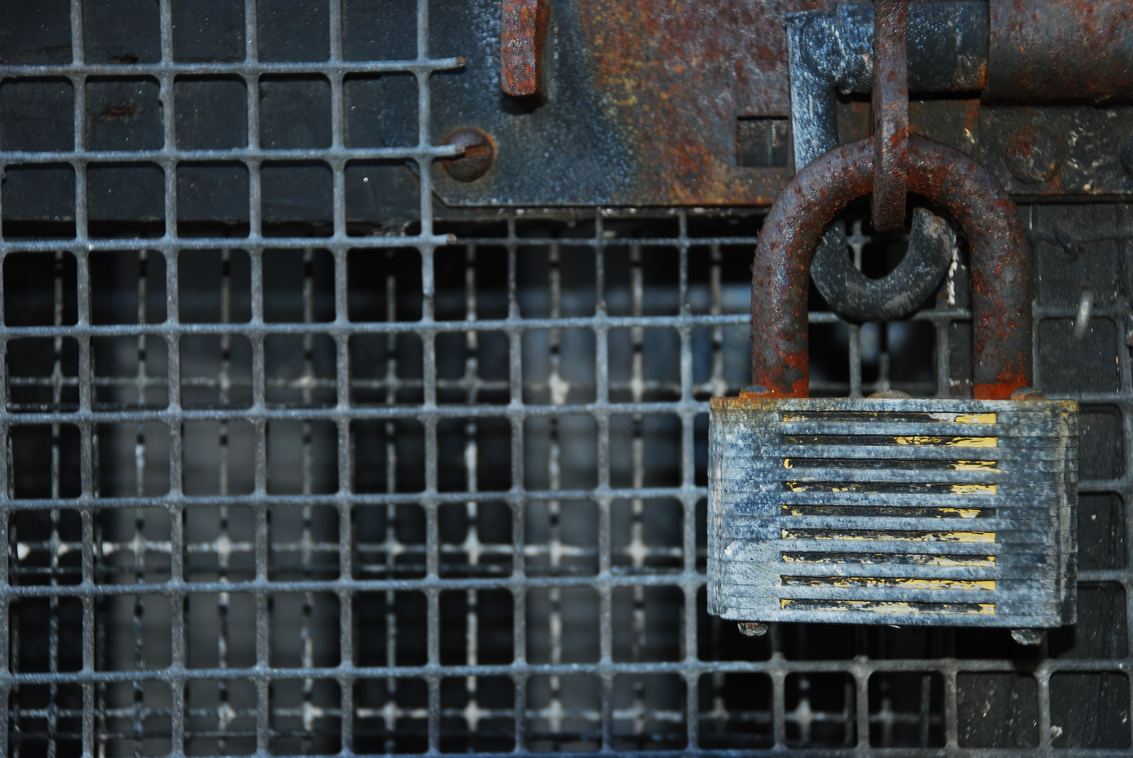 mongodb database ransom rusty padlock