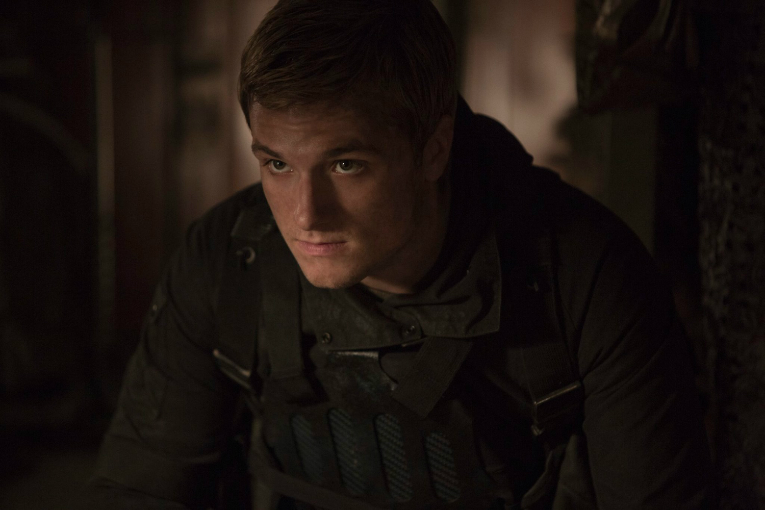 josh hutcherson future man mockingjay part 2