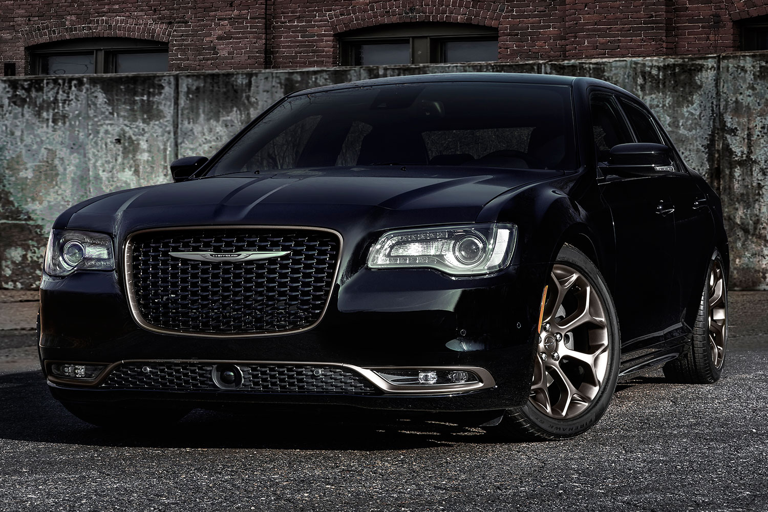2019 chrysler 300 news rumors specs 2016 300s alloy edition featured