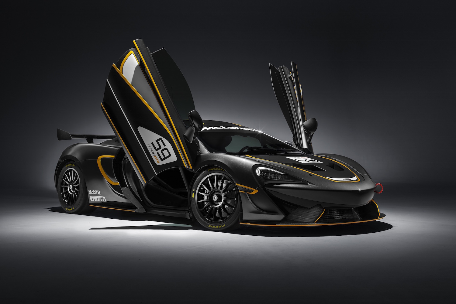 McLaren 570S GT4