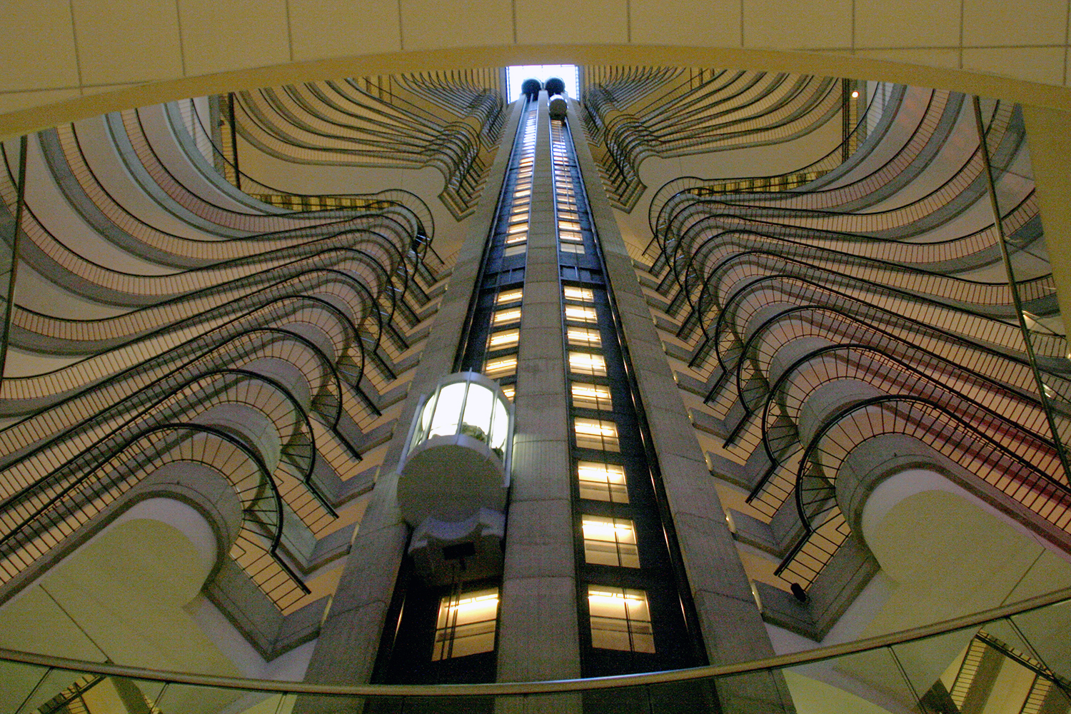 10 famous movie locations you can actually visit marriott marquis atlanta 7