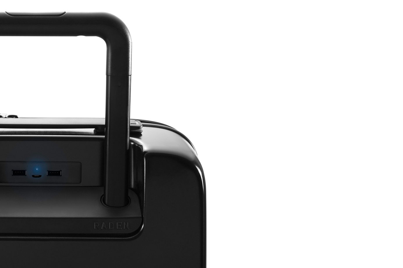 raden smart luggage home shot 2