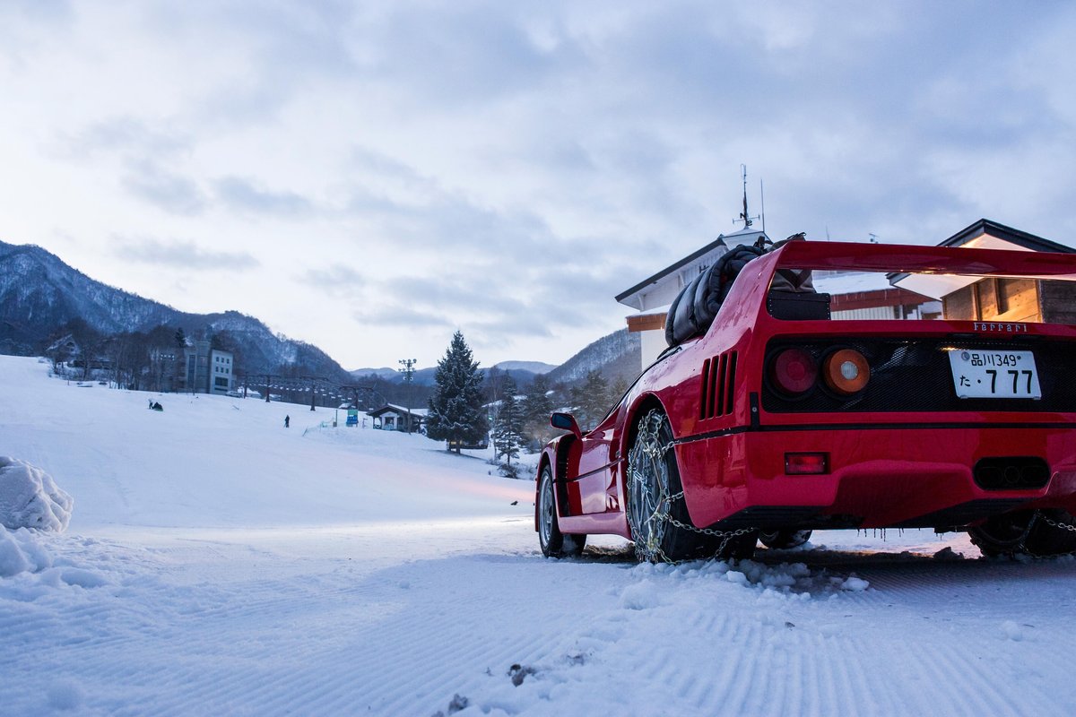 red bull ferrari f40 hooning snow  5