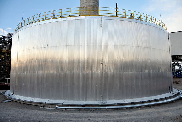 peek inside nevada solar plant 247 power molten salt he storage technology developed by solarreserve eliminates the need for 