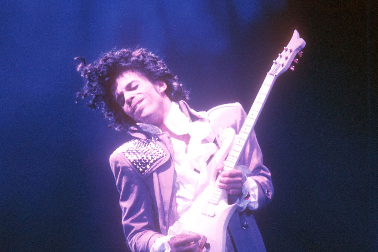 prince tops billboard 200 in memoriam 0028