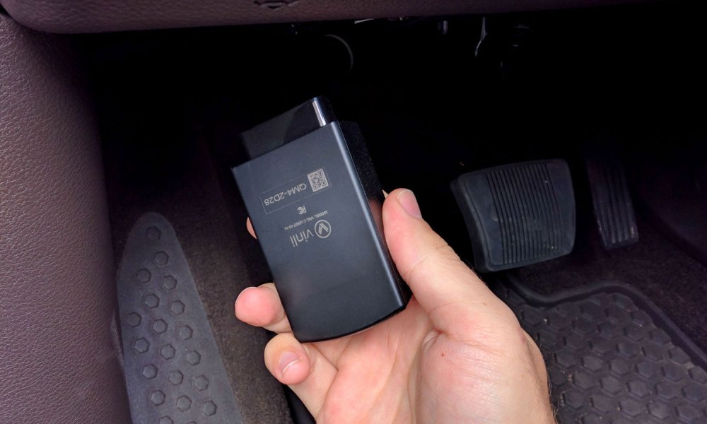 Vinli Connected Car Adapter