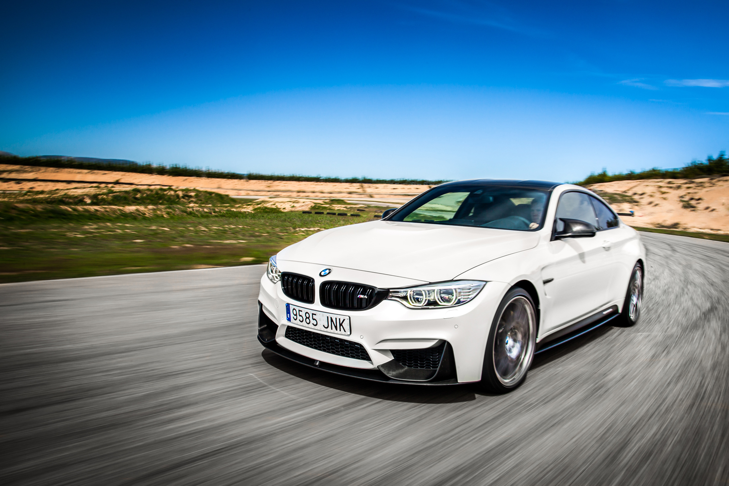 BMW M4 CS