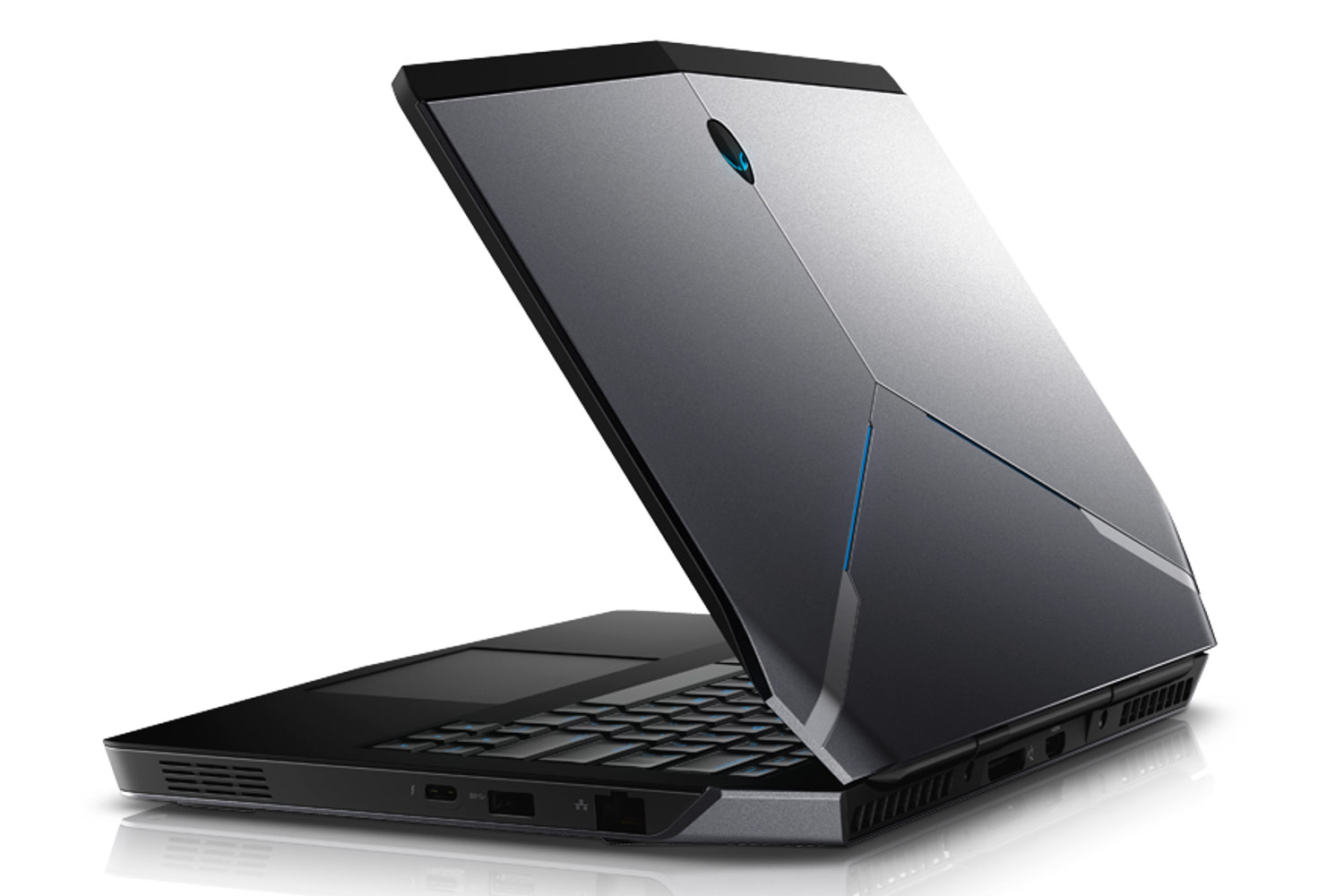 dell alienware e3 2016 debut 13 rear side