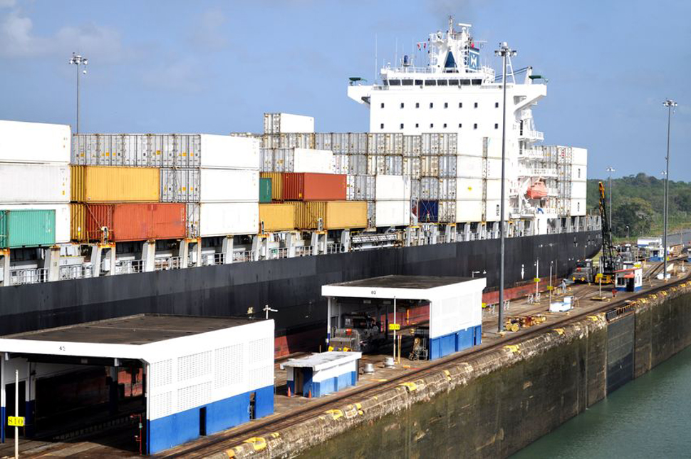 panama canal expansion opens 12206192  big container ship in a sluice gate the