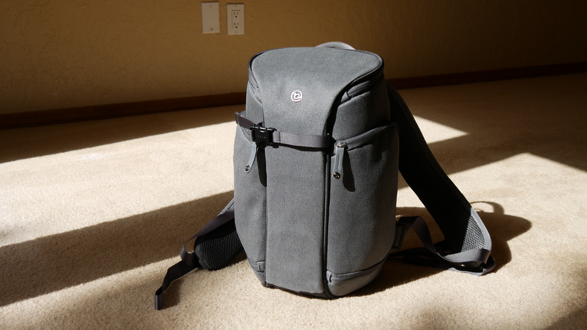 booq slimpack review camera backpack slim01