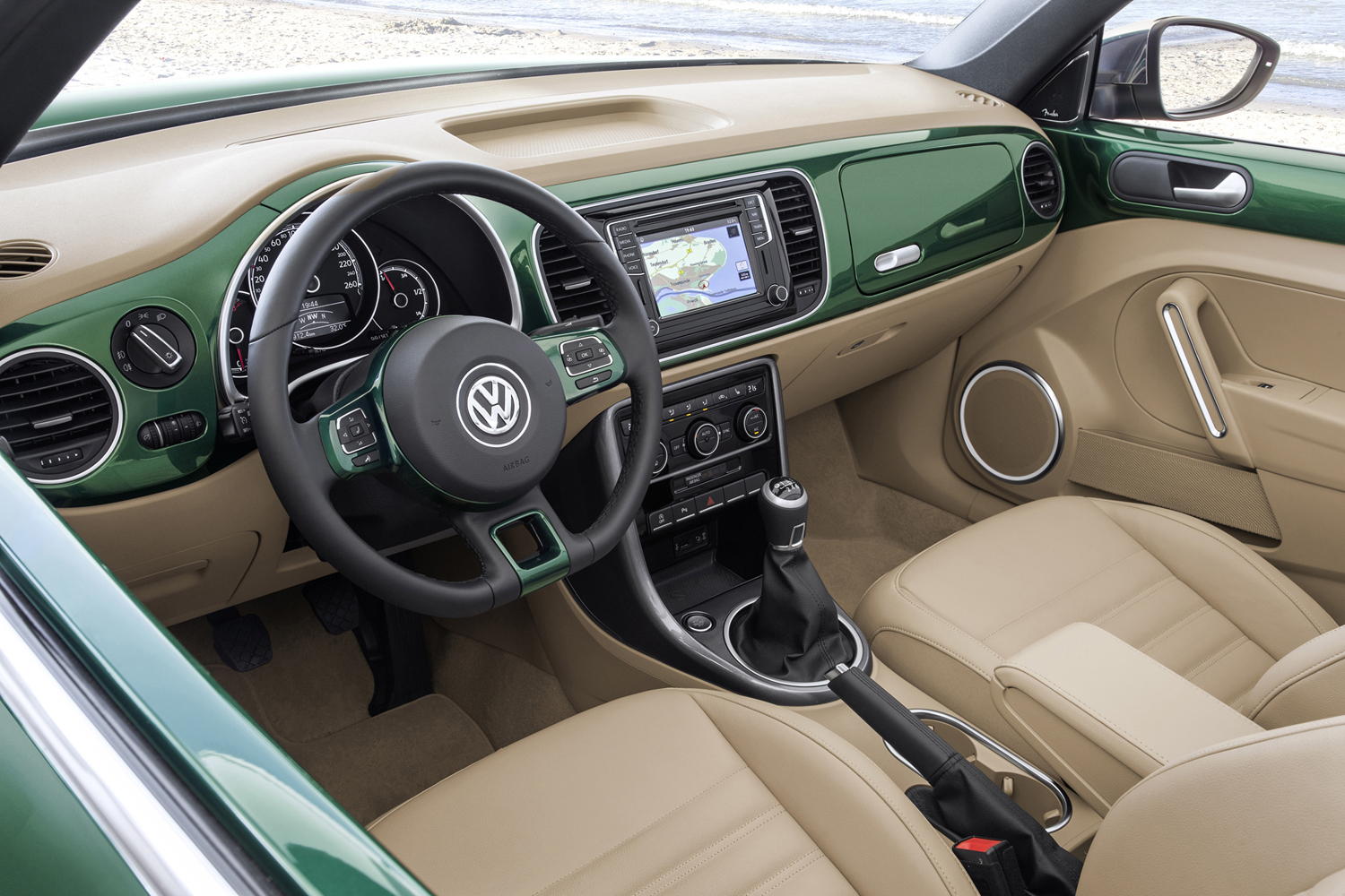 2017 volkswagen beetle news specs pictures 13