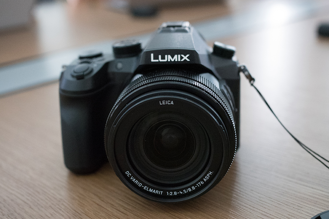 lumix fz2500 1