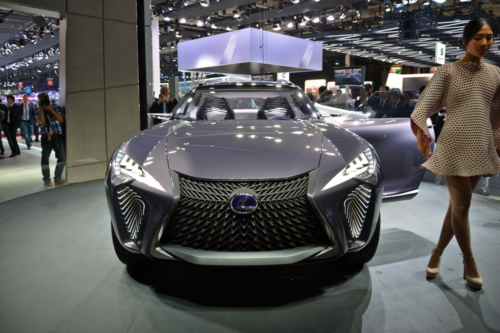 Lexus UX concept