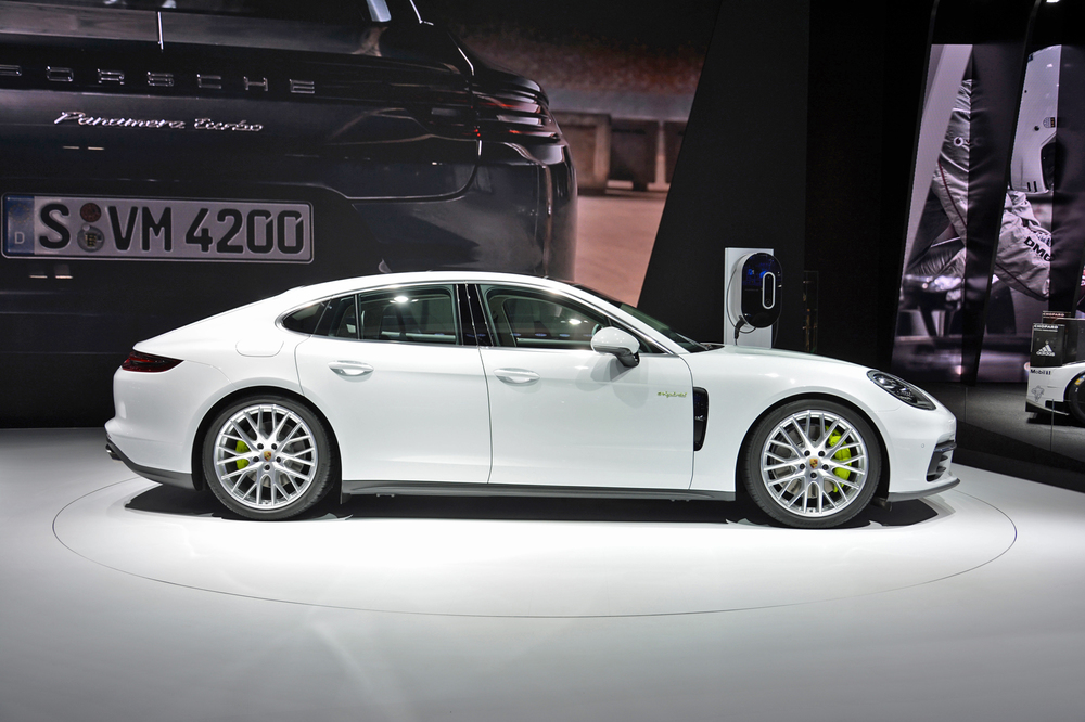 Porsche Panamera 4-E Hybrid