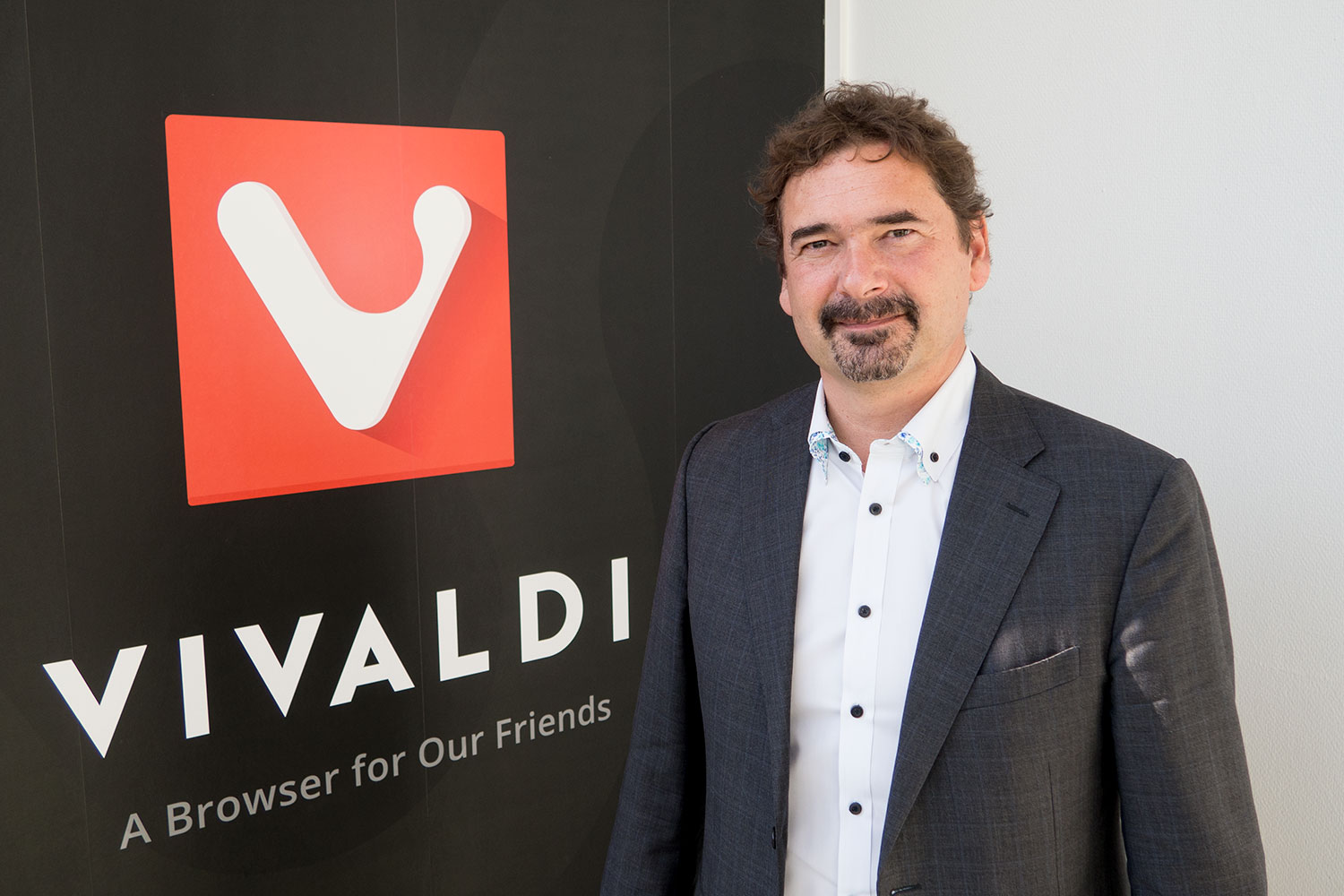 vivaldi 14 release jon header