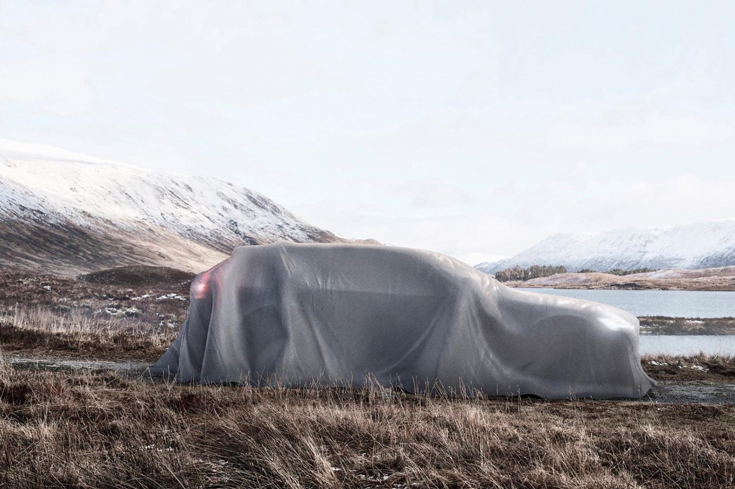 Volvo V90 Cross Country teaser