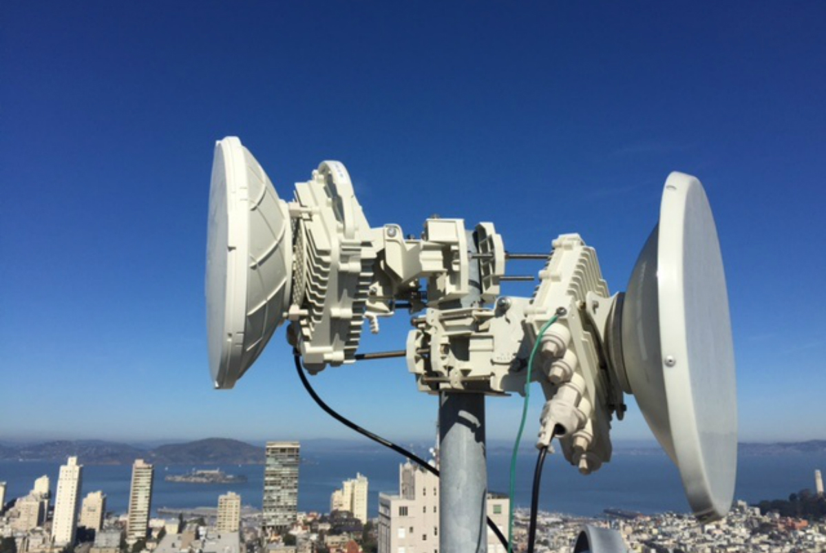 sprint samsung 5g mimo webpass antenna on a building in san francisco