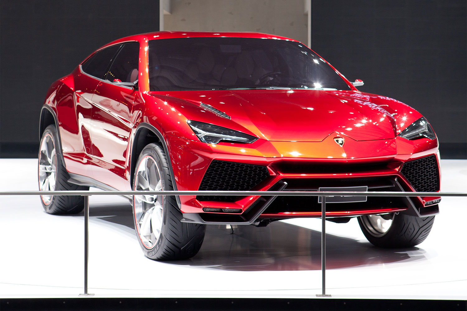 tomorrows lamborghini vehicles wont lose an ounce of italian passion urus