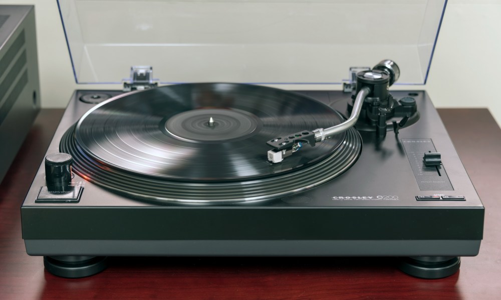 Crosley C200 turntable review