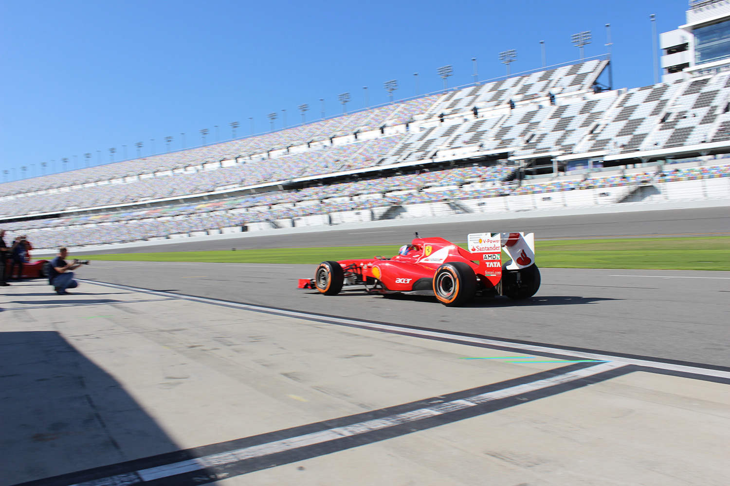 ferrari mondiali 2016 comes to daytona formula 1 track 3