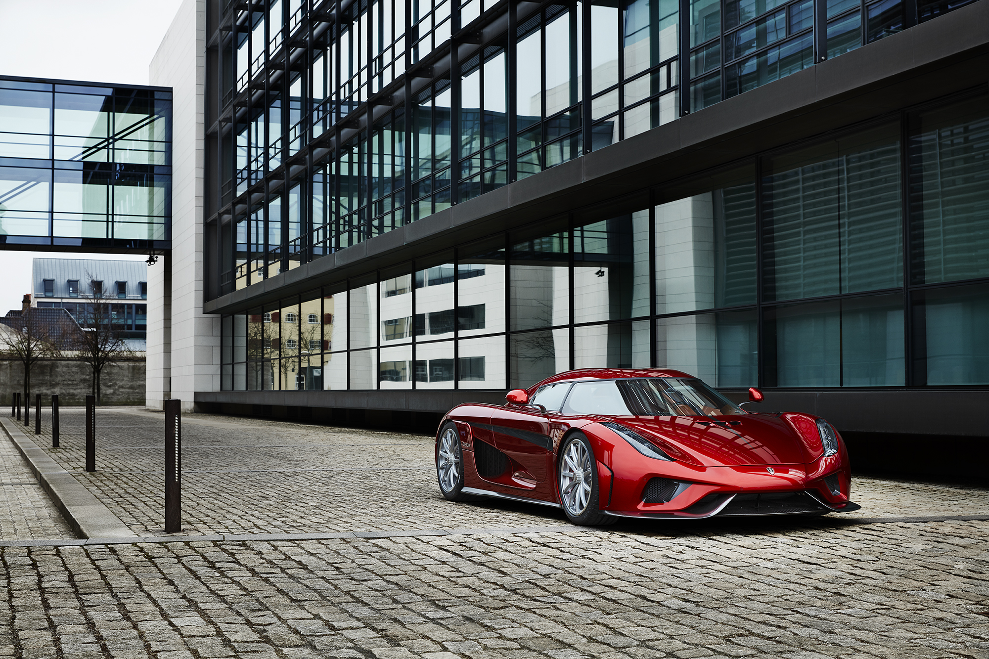 koenigsegg agera rs regera building mj 14210 rev lr  1