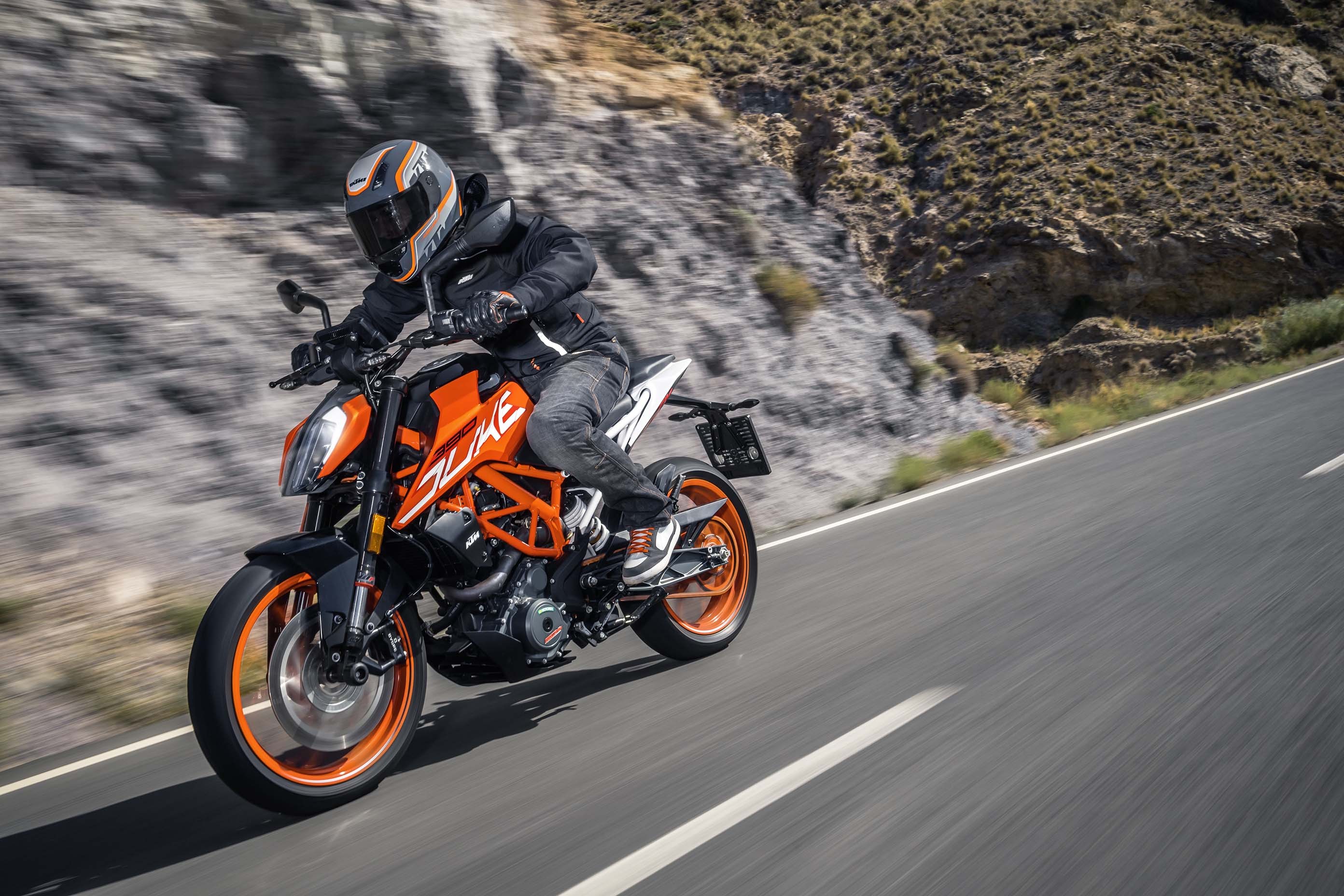 best motorcycles for beginners the300s ktm 390 duke