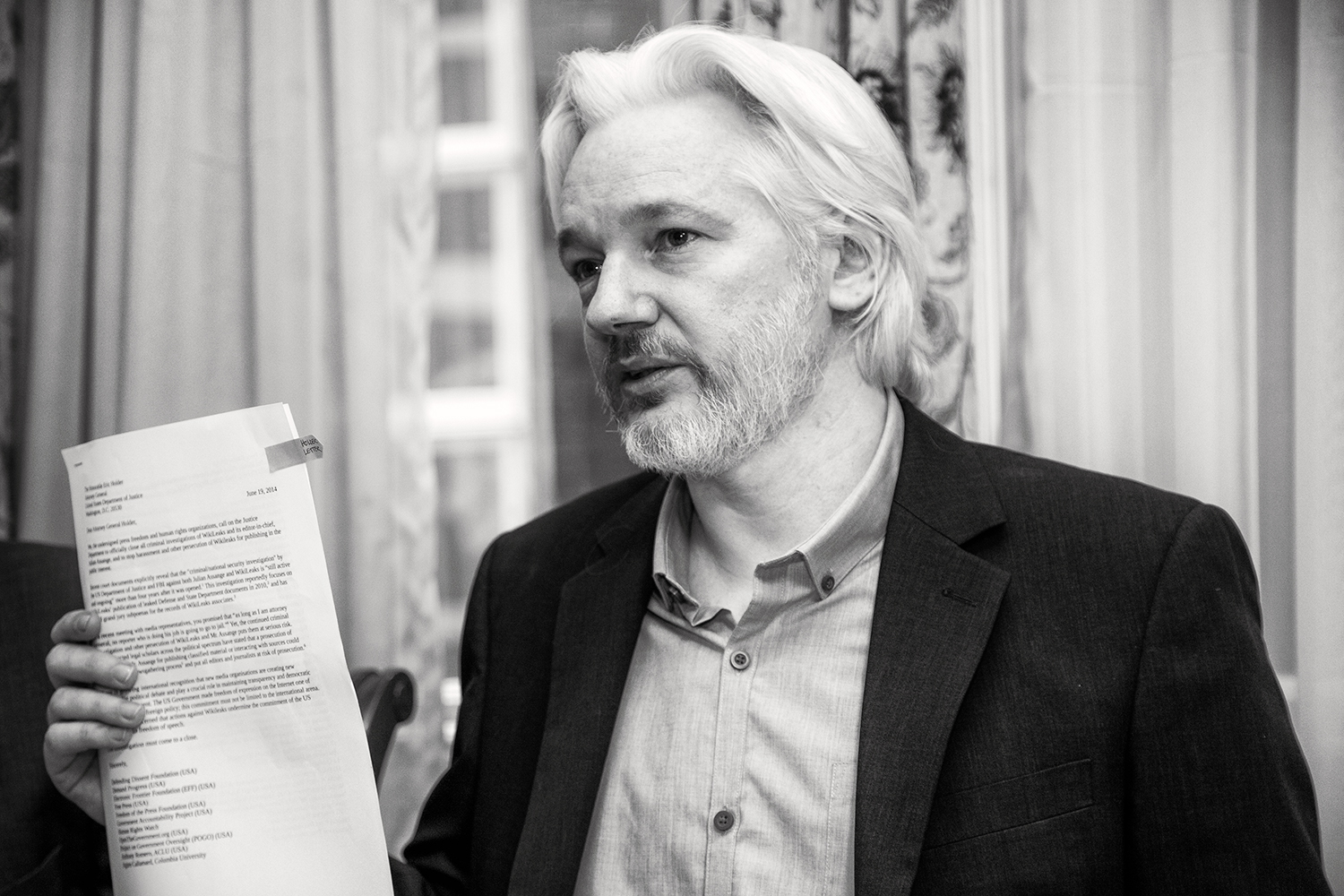 wikileads hits snags in working with companies on fixing cia hacks julian assange wikileaks v2