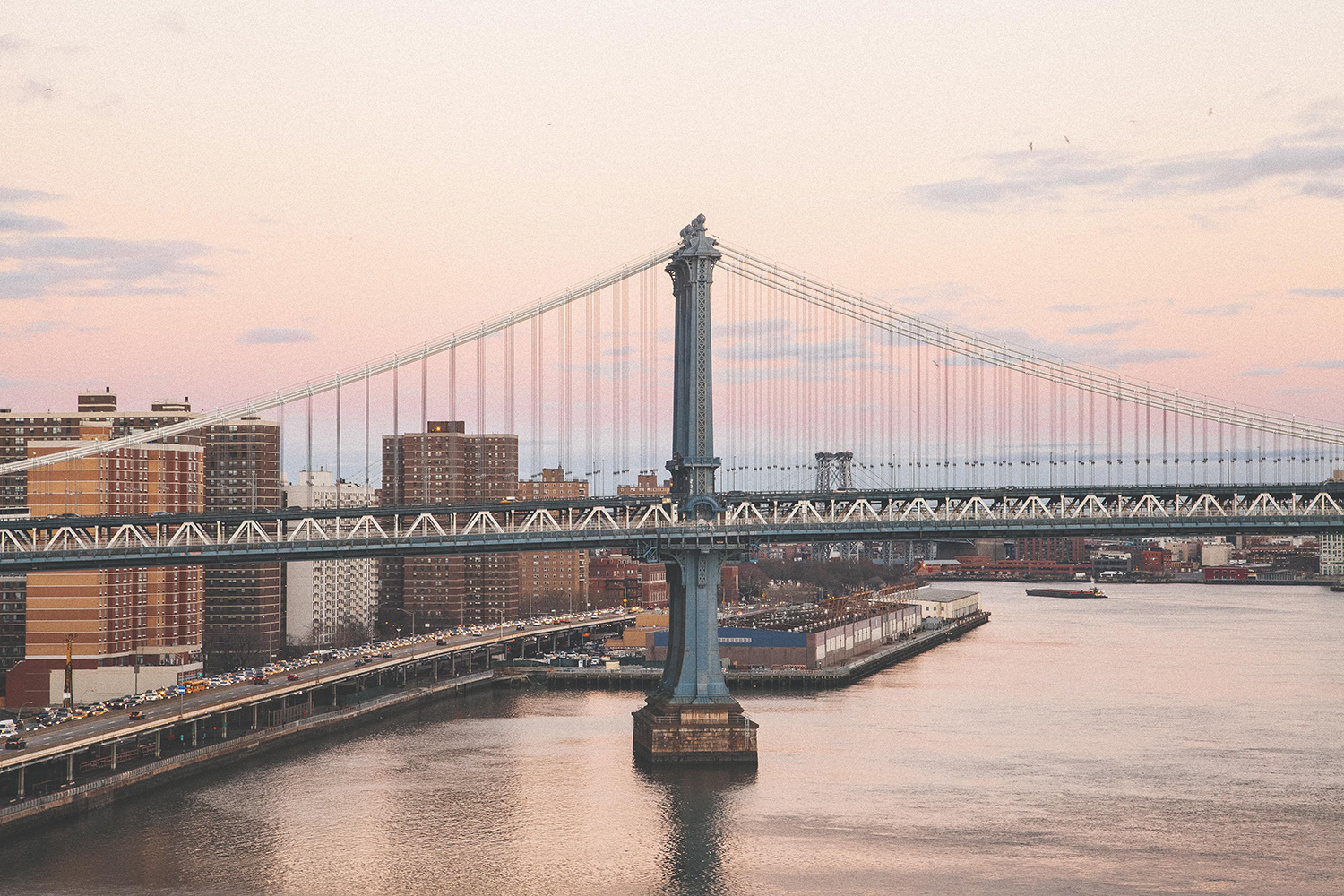 graphene changes color cracks bridge