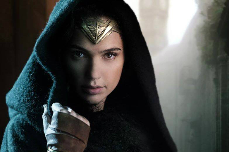 wonder woman 2 director setting gal gadot cloak