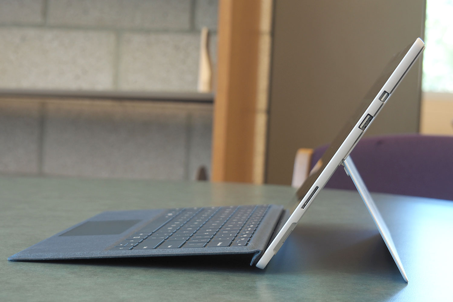 Microsoft Surface Pro (2017)