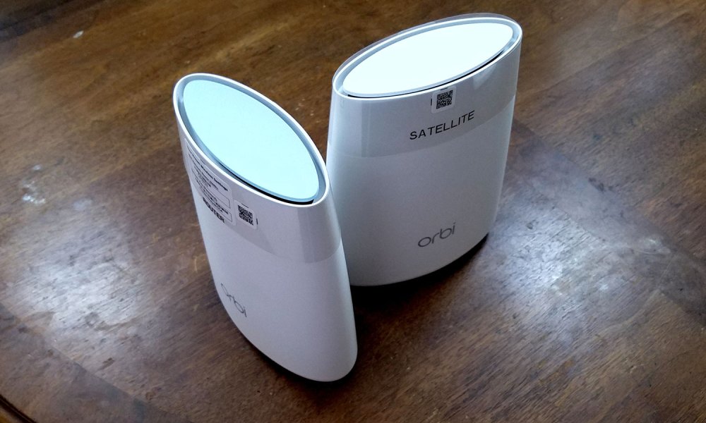 Netgear Orbi AC2200 tops