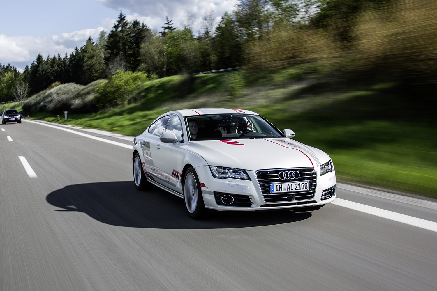 audi beyond initiative a7 piloted driving concept