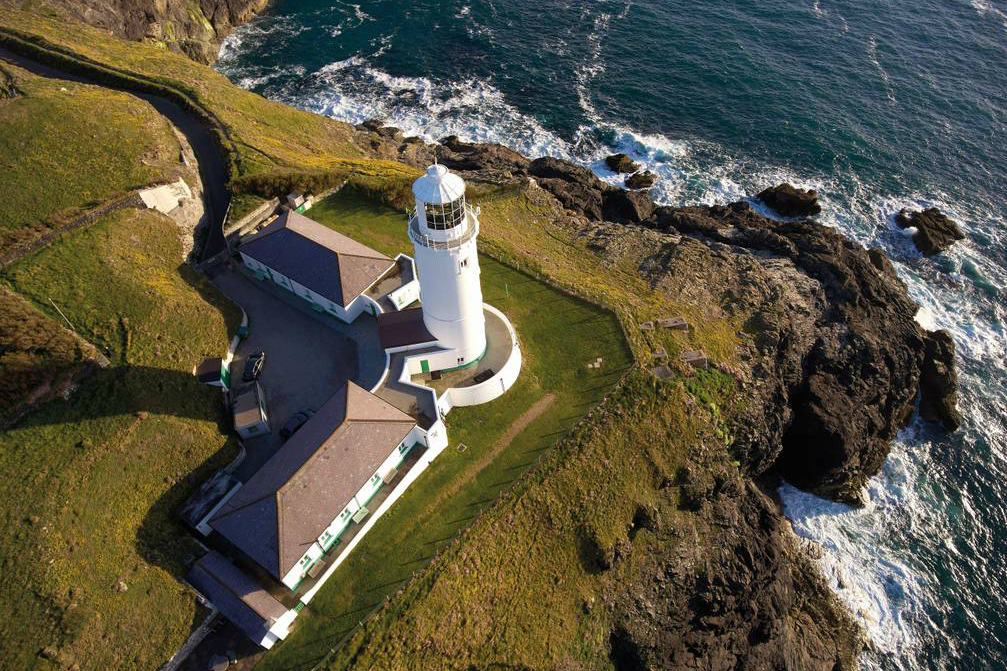 lighthouse airbnb