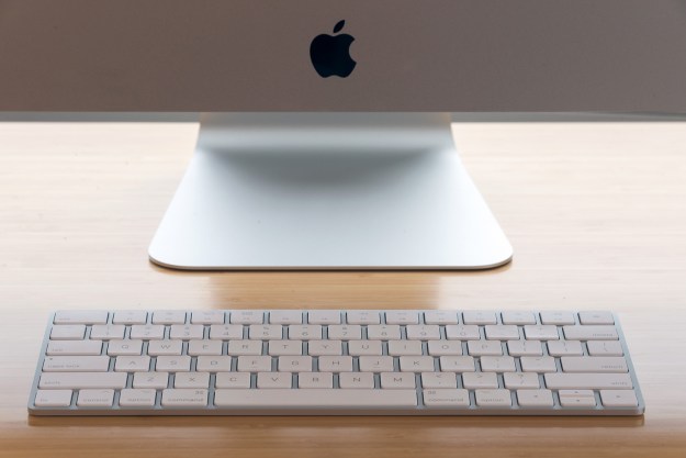 Apple iMac with Retina 5K Display review close