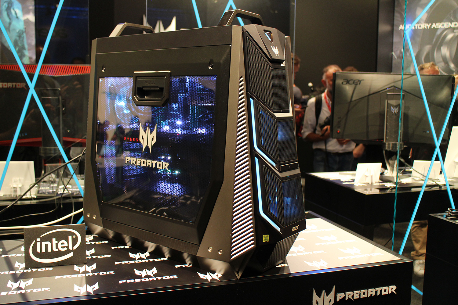 Acer Predator Orion 9000 full angle