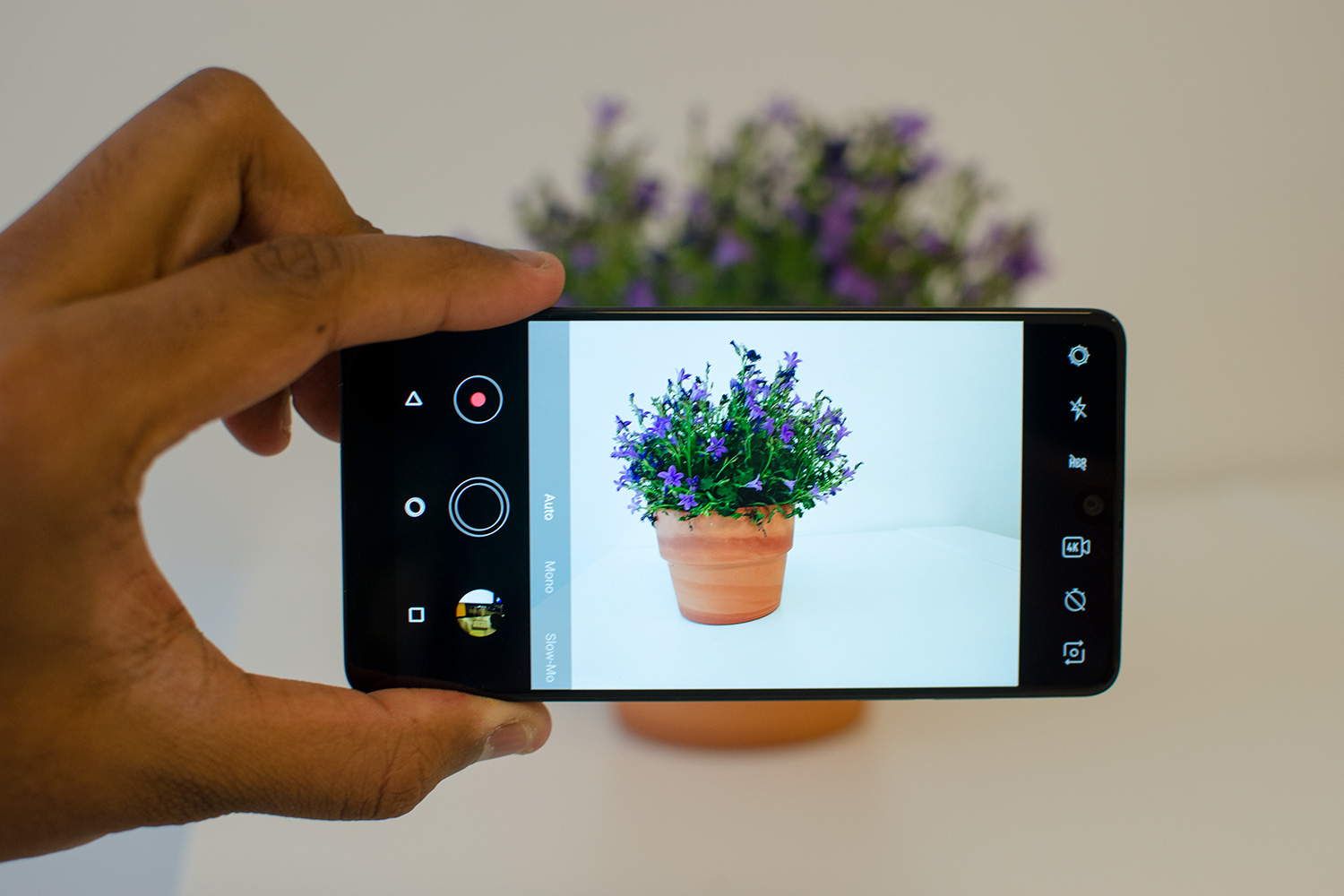 Essential phone review camera app