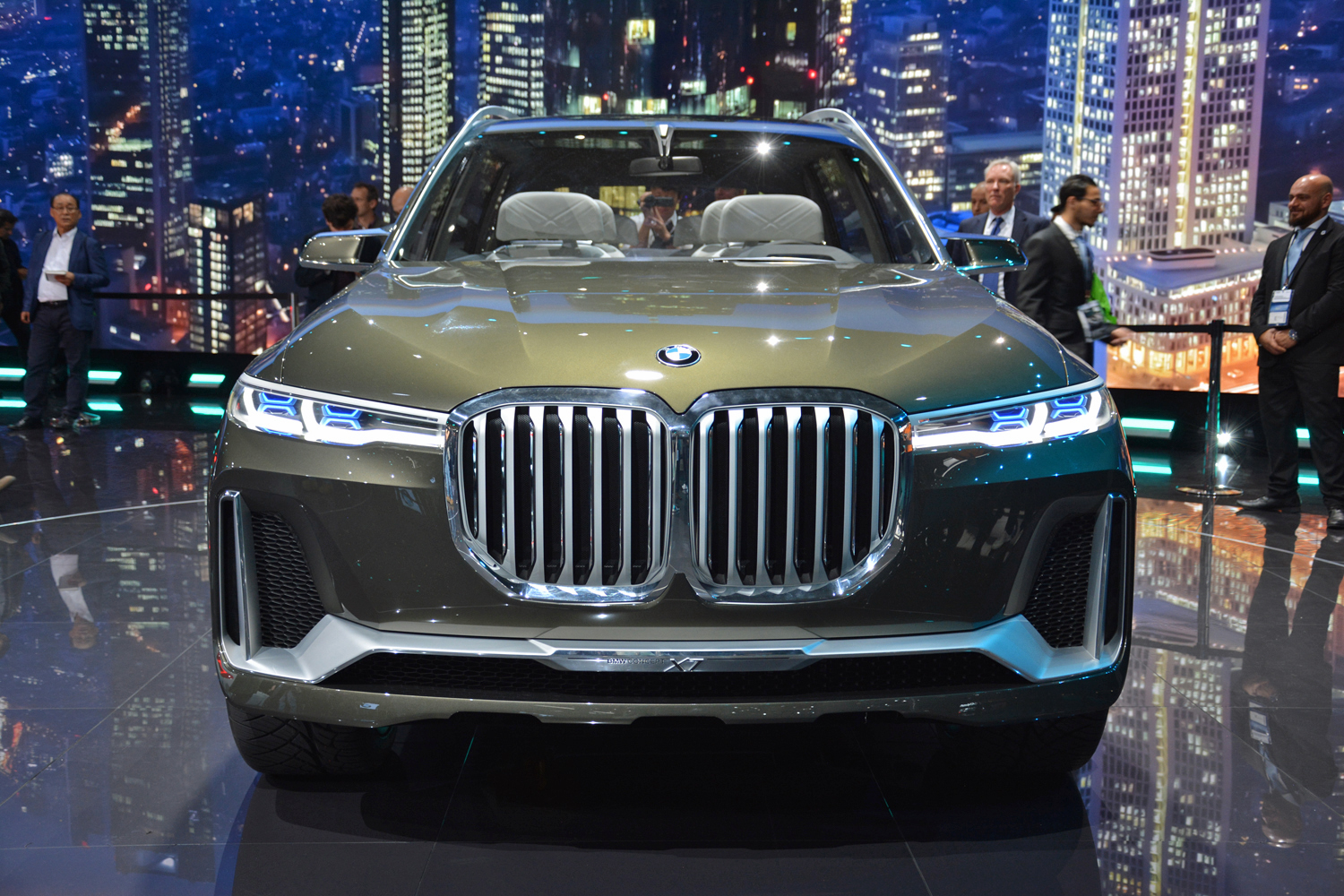 BMW Concept X7
