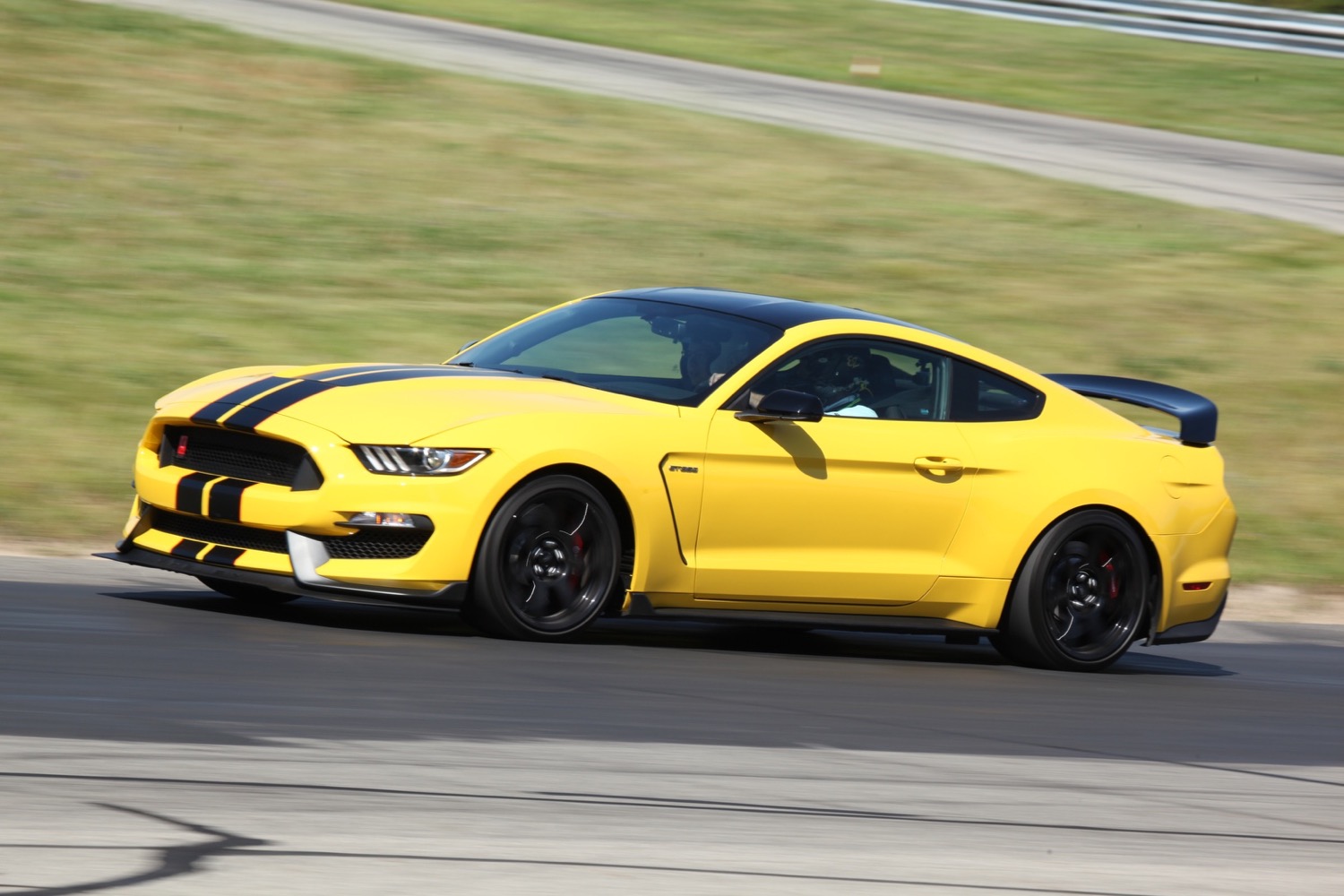 2016 Ford Shelby GT350R Mustang