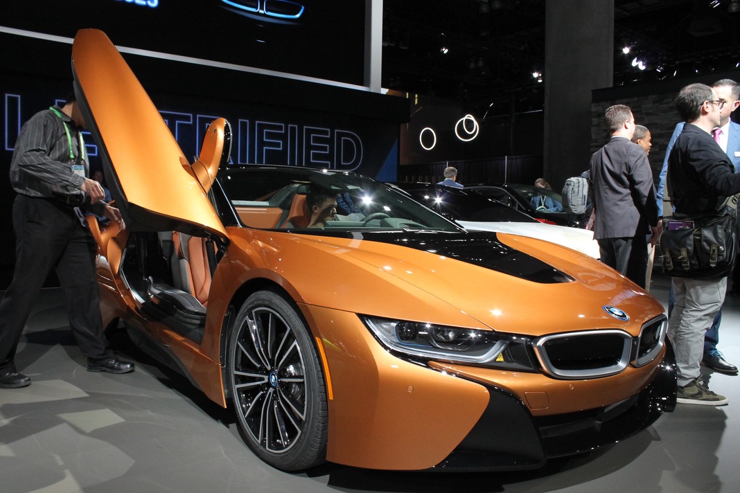 BMW i8 Roadster