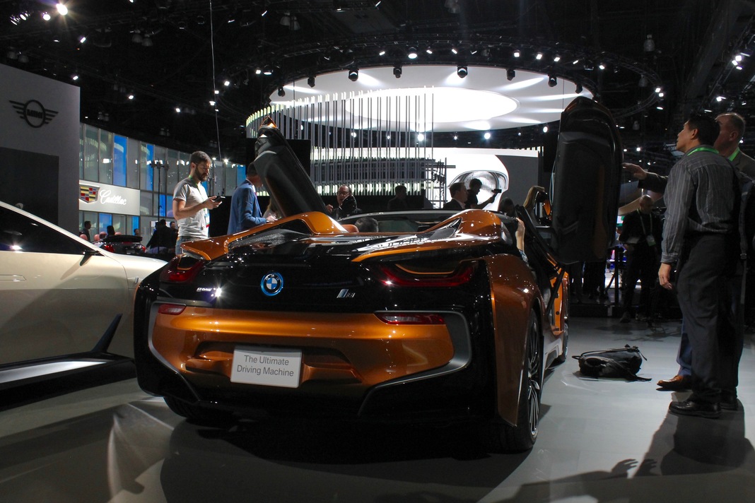 BMW i8 Roadster