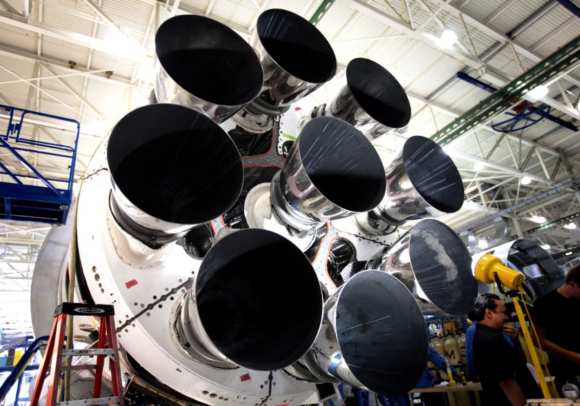 spacex rocket explodes during testing merlin