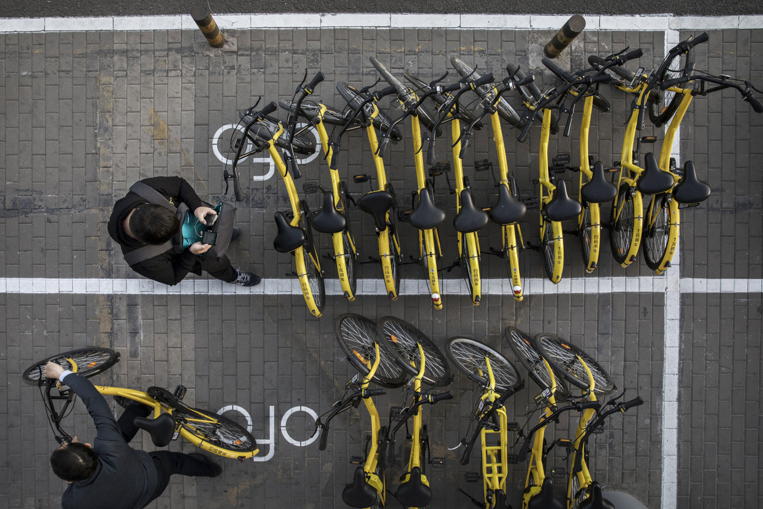 high tech bikeshare changing transportation in america bike shares power beijing s bicycle revival