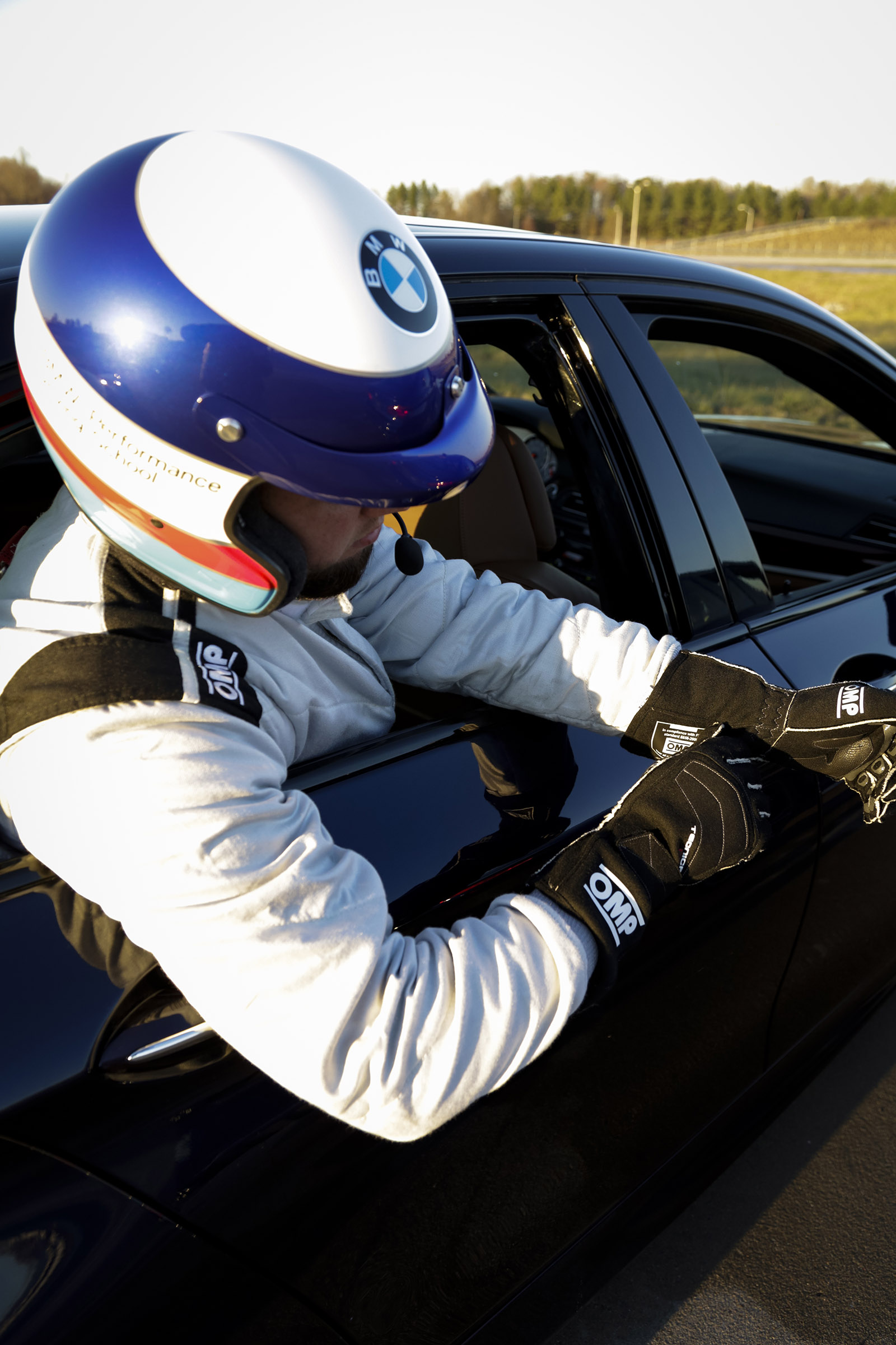 bmw sets two guinness world records drifting sideways for 2325 miles record  longest drift with 2018 m5 18