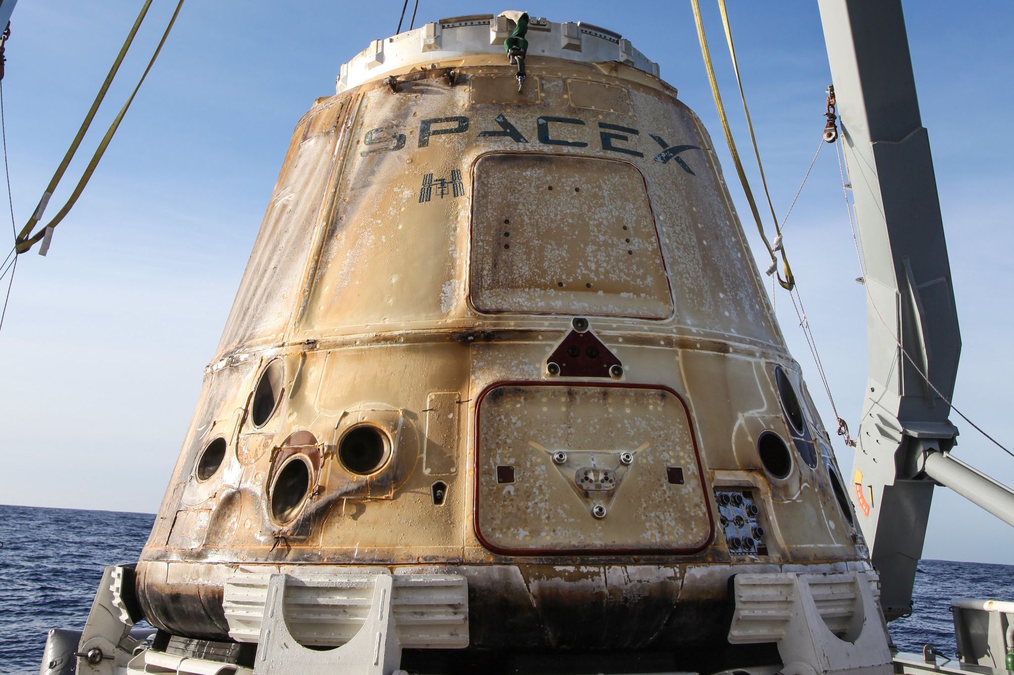 SpaceX Dragon capsule