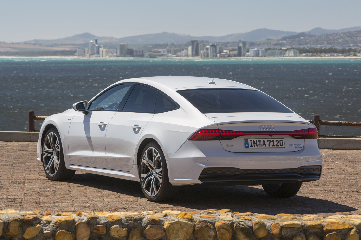 2019 Audi A7 Review