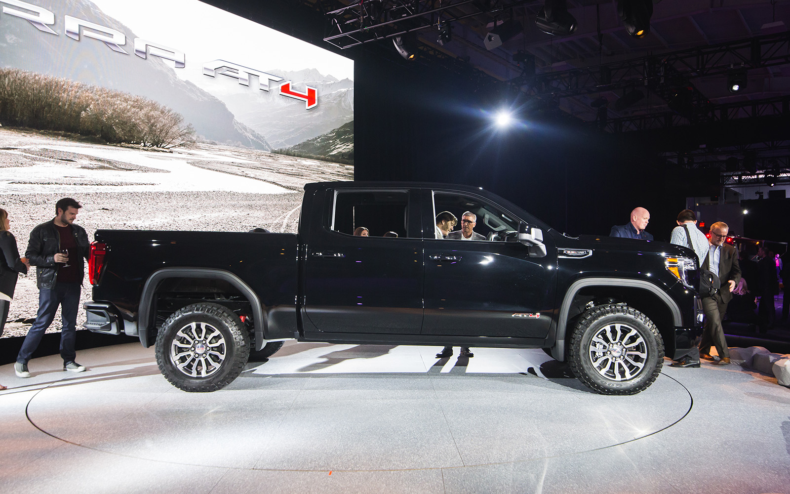 2019 gmc sierra 2018 ny  at4