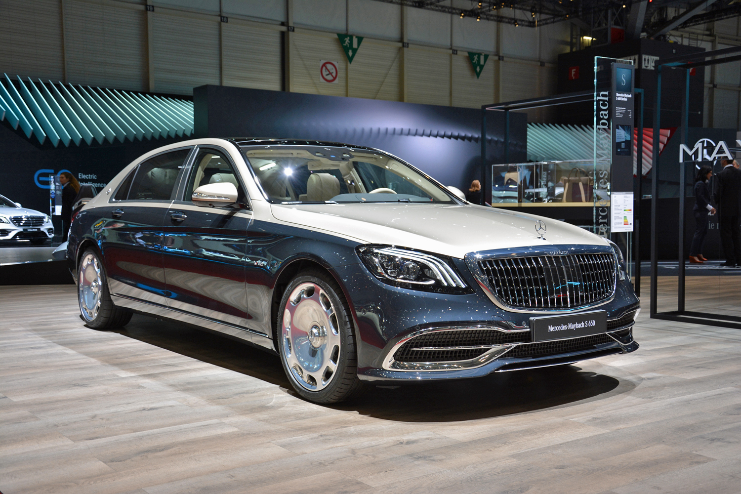 Mercedes-Maybach S-Class live