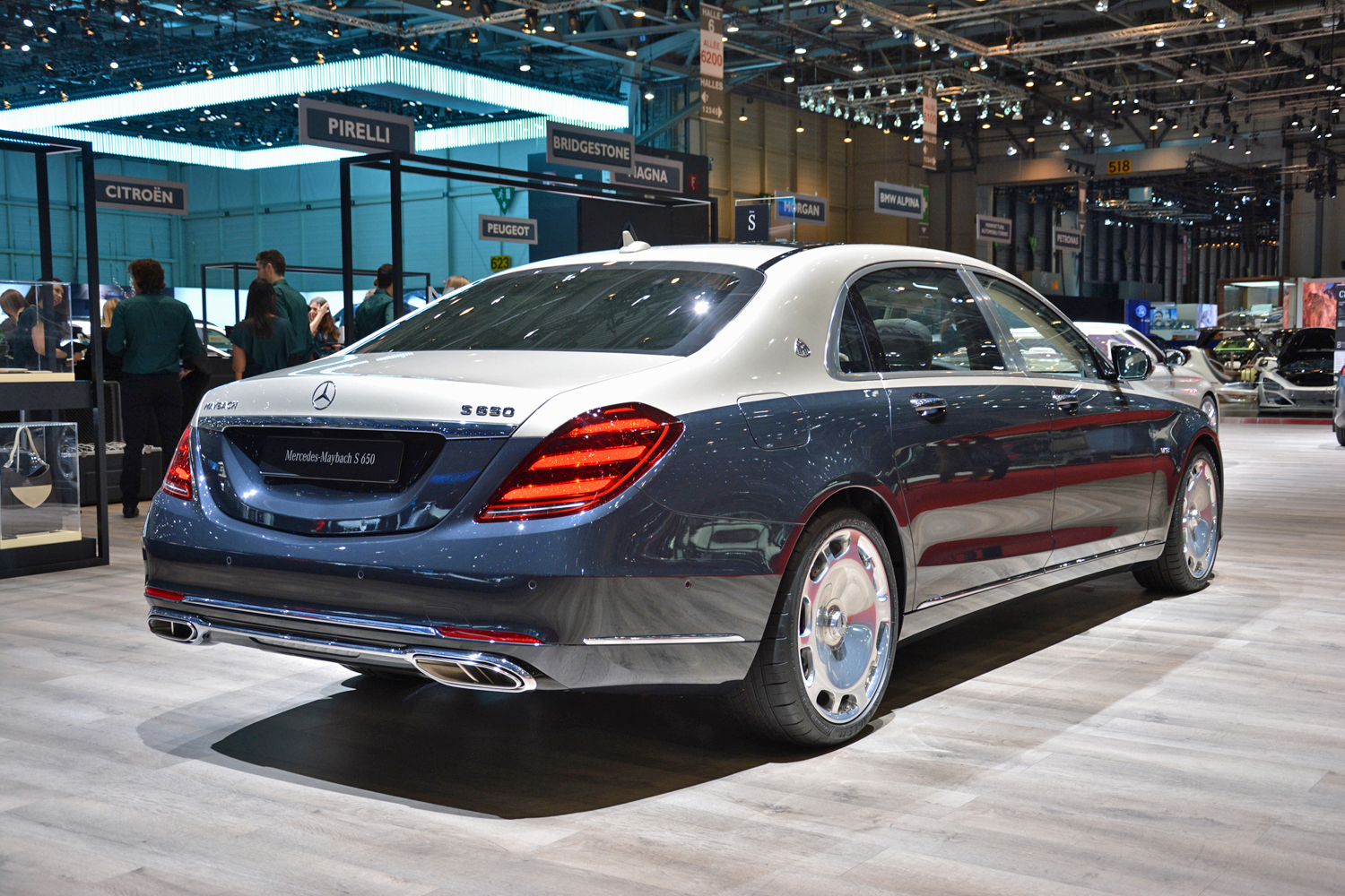 Mercedes-Maybach S-Class live