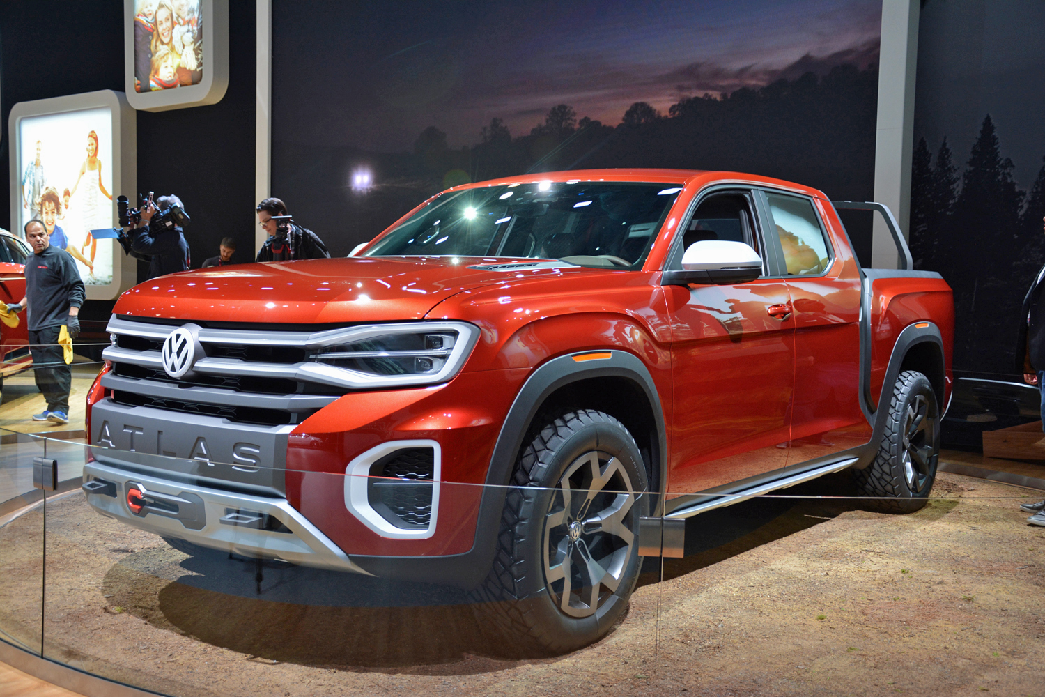 Volkswagen Atlas Tanoak concept